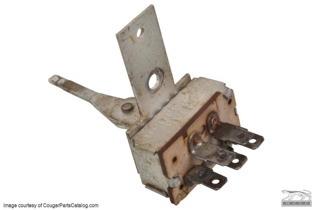 Switch - A/C Fan - Used ~ 1971 - 1973 Mercury Cougar / 1971 - 1973 Ford Mustang - 11-0045