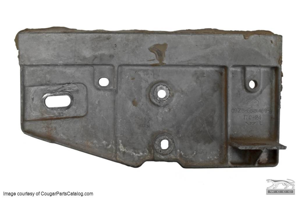 Door Glass - Window Channel Bracket - Front - Driver Side - NO STUD - Used ~ 1969 Mercury Cougar / 1969 Ford Mustang - 11-0373