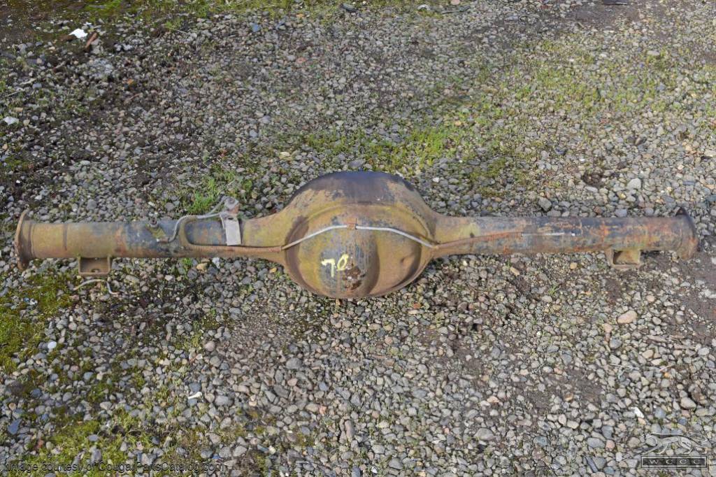 Axle Housing - 9 Inch - BARE - Used ~ 1970 Mercury Cougar / 1970 Ford Mustang - 25216